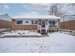 426 East 37th Street Hamilton, ON L8V 4B8