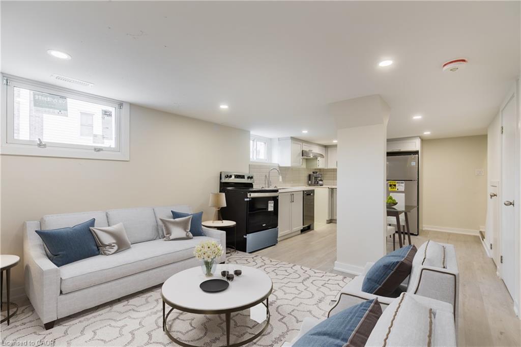 2-129 East 22Nd Street, Hamilton, ON - Indoor