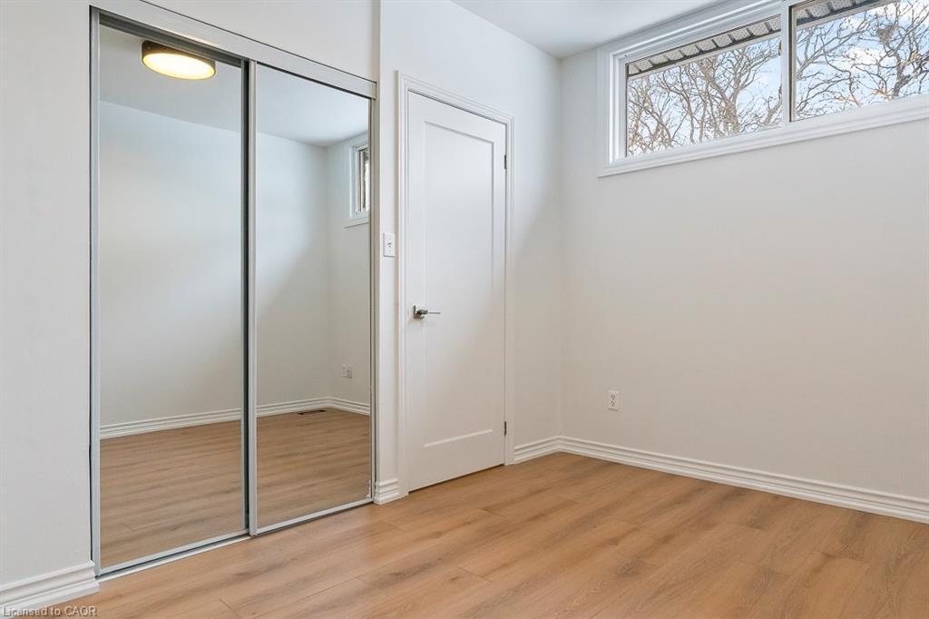 202-250 Montmorency Drive, Hamilton, ON - Indoor Photo Showing Other Room