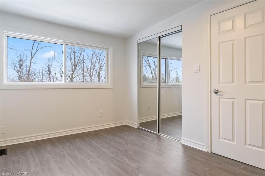 212-250 Montmorency Drive, Hamilton, ON - Indoor Photo Showing Other Room