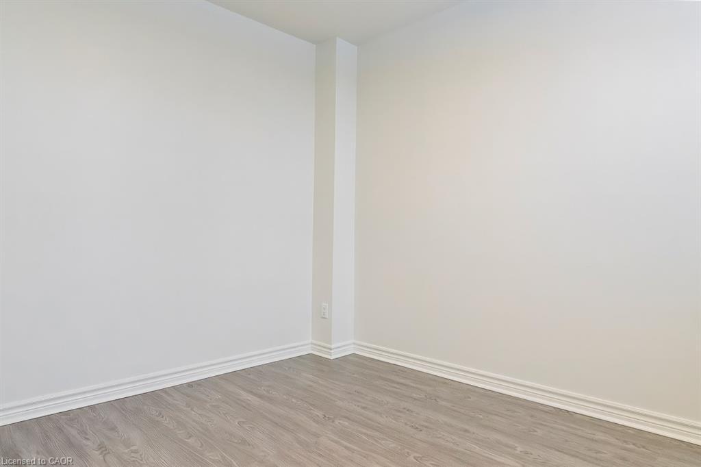 212-250 Montmorency Drive, Hamilton, ON - Indoor Photo Showing Other Room