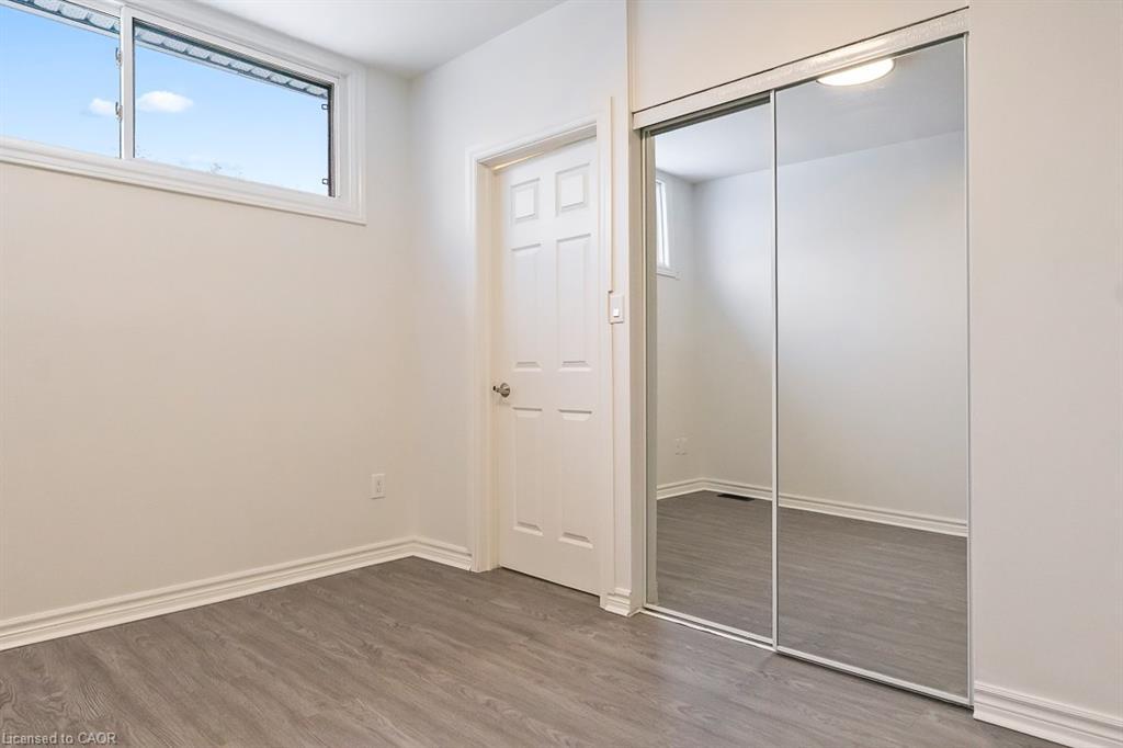 212-250 Montmorency Drive, Hamilton, ON - Indoor Photo Showing Other Room