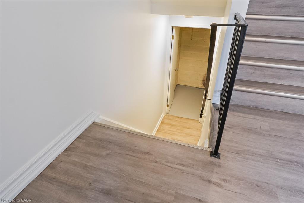 212-250 Montmorency Drive, Hamilton, ON - Indoor Photo Showing Other Room