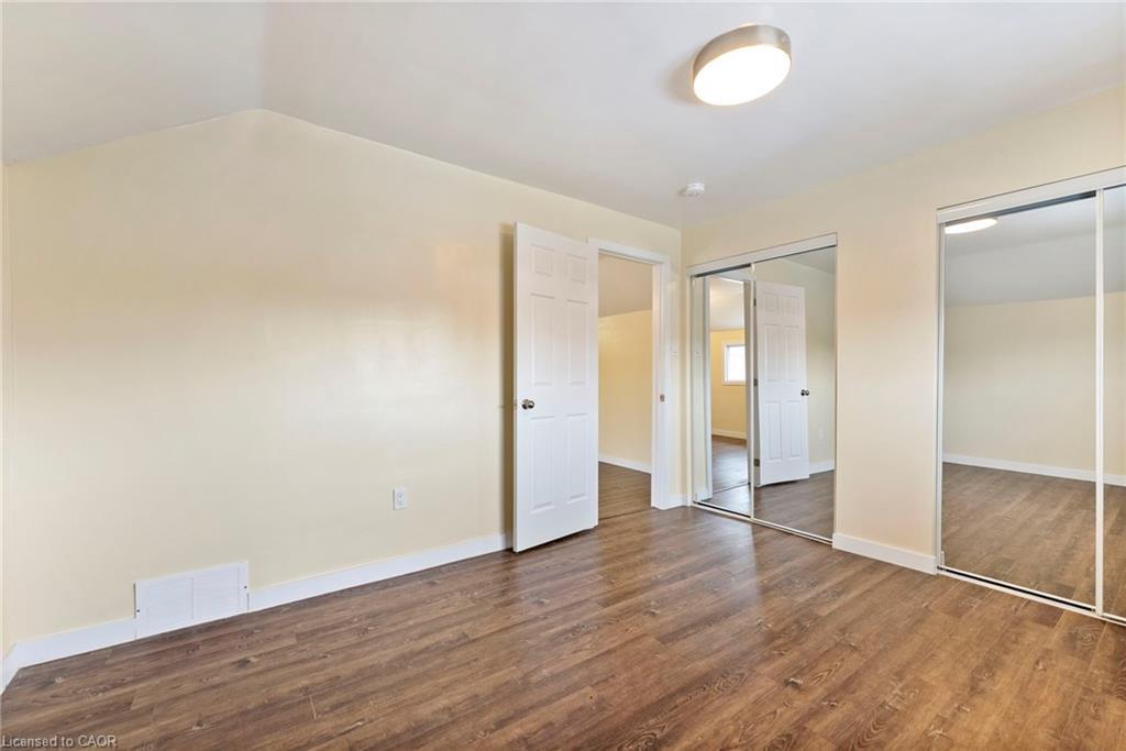 73 Albany Avenue, Hamilton, ON - Indoor Photo Showing Other Room