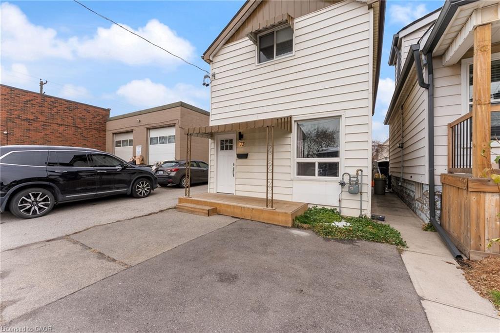 73 Albany Avenue, Hamilton, ON - Outdoor