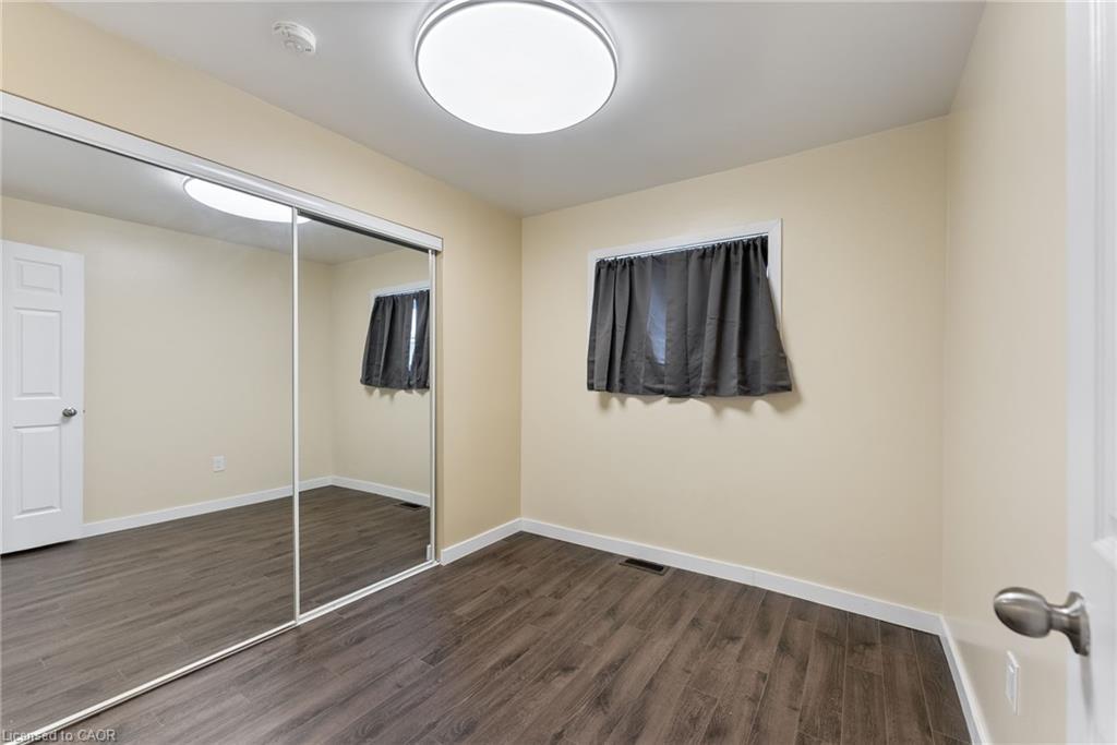 73 Albany Avenue, Hamilton, ON - Indoor Photo Showing Other Room