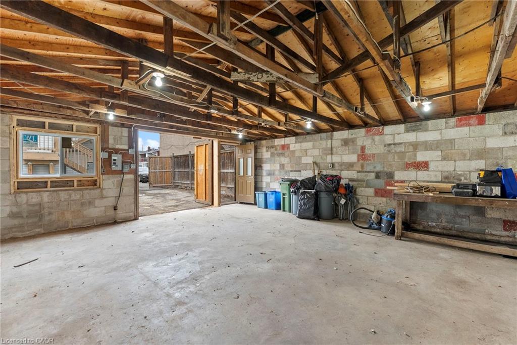 73 Albany Avenue, Hamilton, ON - Indoor Photo Showing Basement