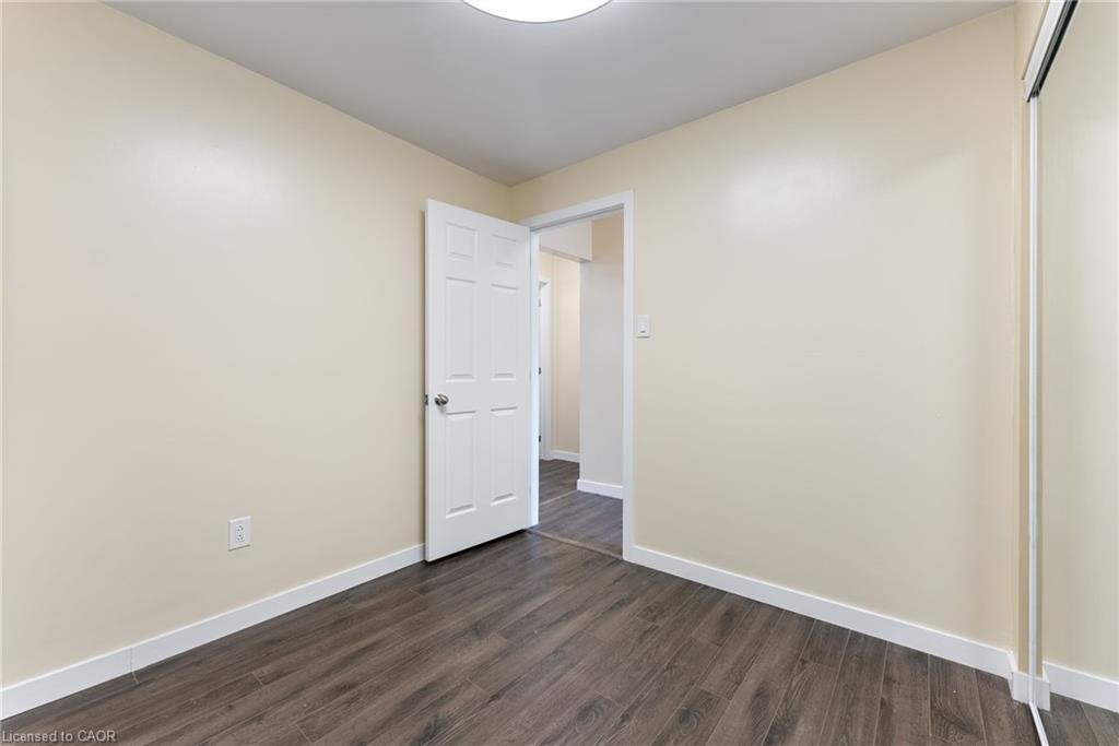 73 Albany Avenue, Hamilton, ON - Indoor Photo Showing Other Room