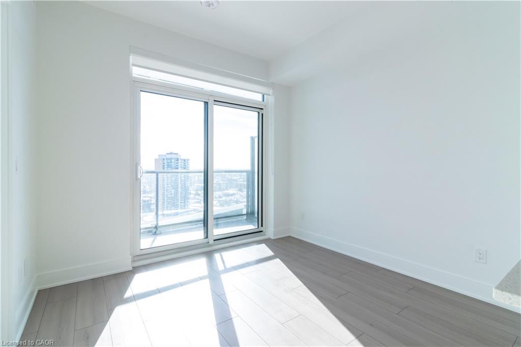 2114-25 Wellington Street S, Kitchener, ON - Indoor Photo Showing Other Room