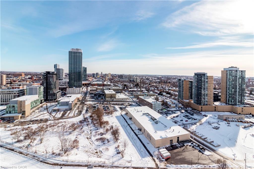 2114-25 Wellington Street S, Kitchener, ON - Outdoor With View