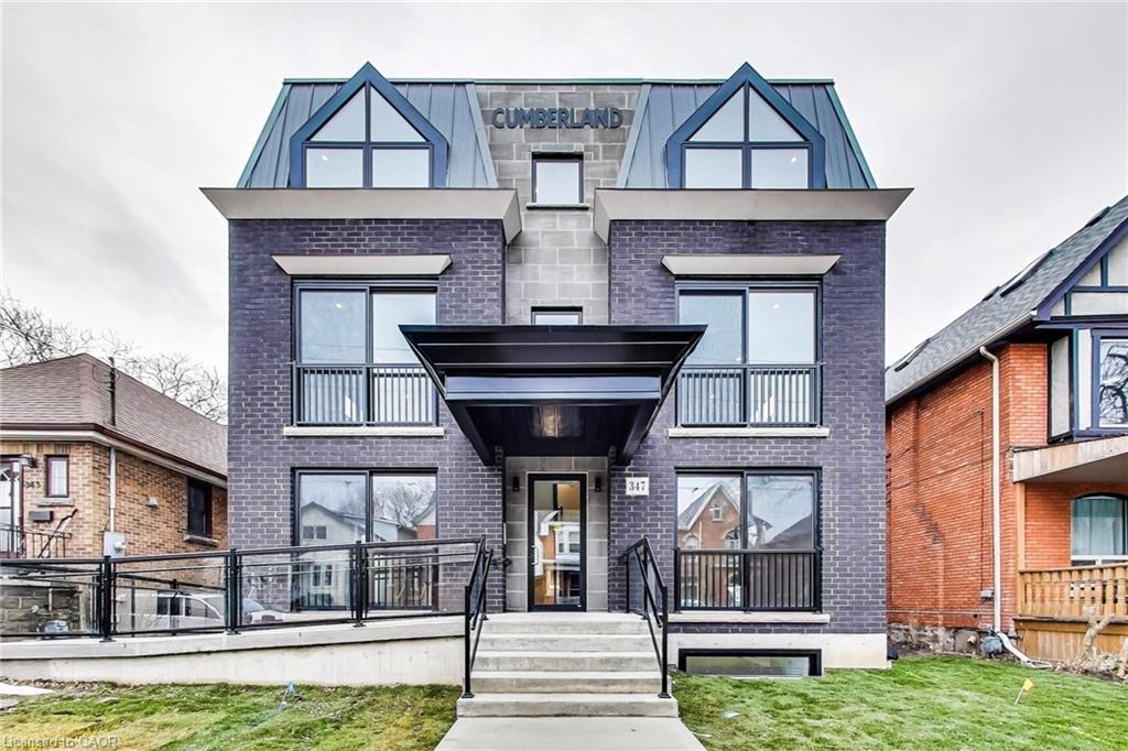 202-347 Charlton Avenue W, Hamilton, ON - Outdoor With Facade