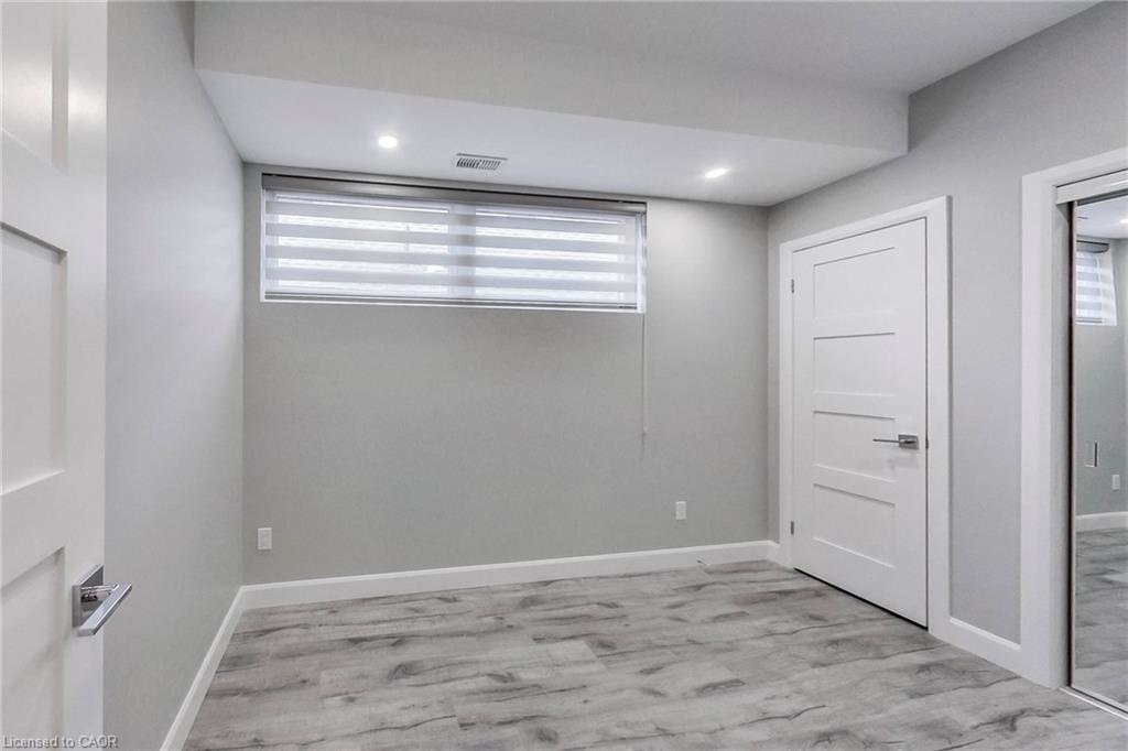 202-347 Charlton Avenue W, Hamilton, ON - Indoor