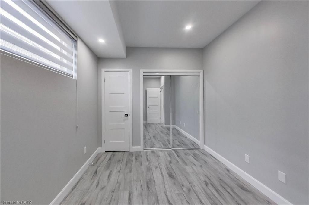 202-347 Charlton Avenue W, Hamilton, ON - Indoor Photo Showing Other Room