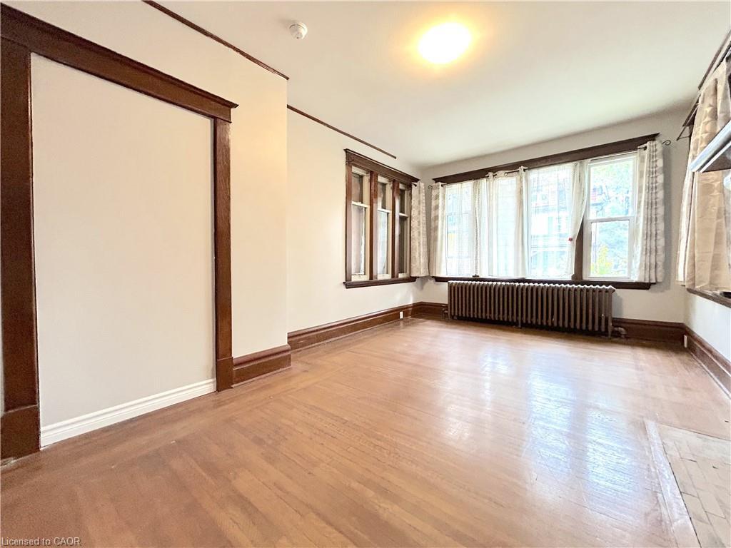 1-24 Burris Street, Hamilton, ON - Indoor Photo Showing Other Room