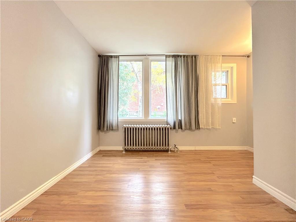 1-24 Burris Street, Hamilton, ON - Indoor Photo Showing Other Room