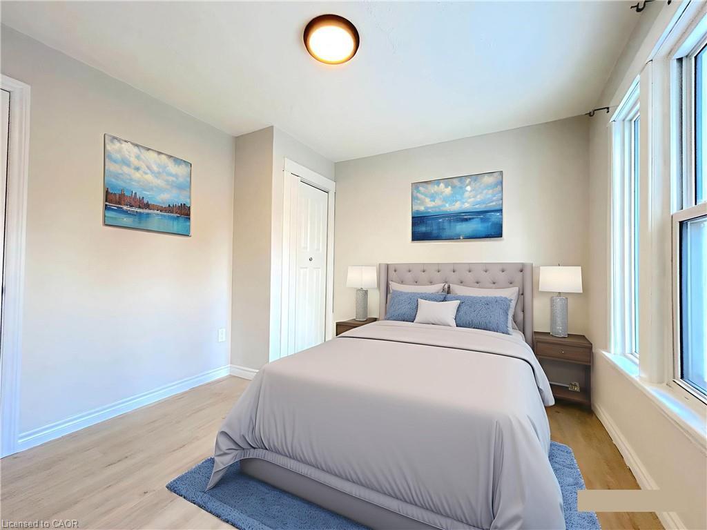 1-24 Burris Street, Hamilton, ON - Indoor Photo Showing Bedroom