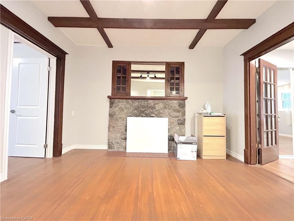 1-24 Burris Street, Hamilton, ON - Indoor Photo Showing Other Room