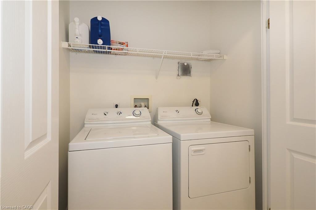 701-255 Keats Way, Waterloo, ON - Indoor Photo Showing Laundry Room
