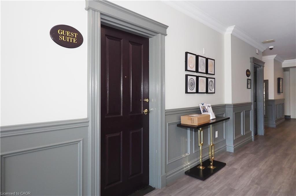 701-255 Keats Way, Waterloo, ON - Indoor Photo Showing Other Room
