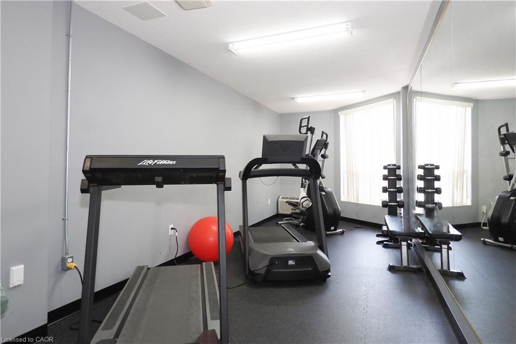 701-255 Keats Way, Waterloo, ON - Indoor Photo Showing Gym Room