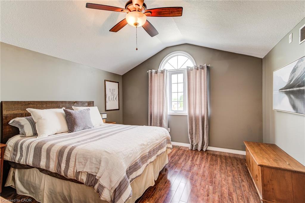 137 Liebler Street, Tavistock, ON - Indoor Photo Showing Bedroom