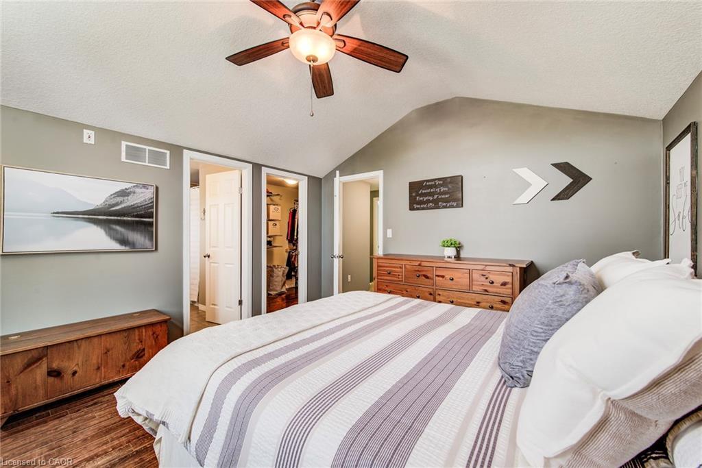 137 Liebler Street, Tavistock, ON - Indoor Photo Showing Bedroom