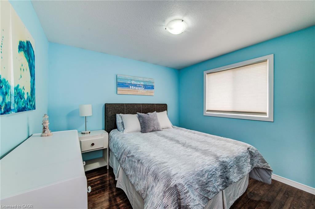 137 Liebler Street, Tavistock, ON - Indoor Photo Showing Bedroom
