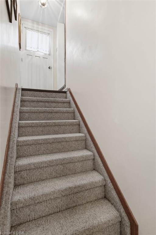 337 Mcneilly Road, Stoney Creek, ON - Indoor Photo Showing Other Room