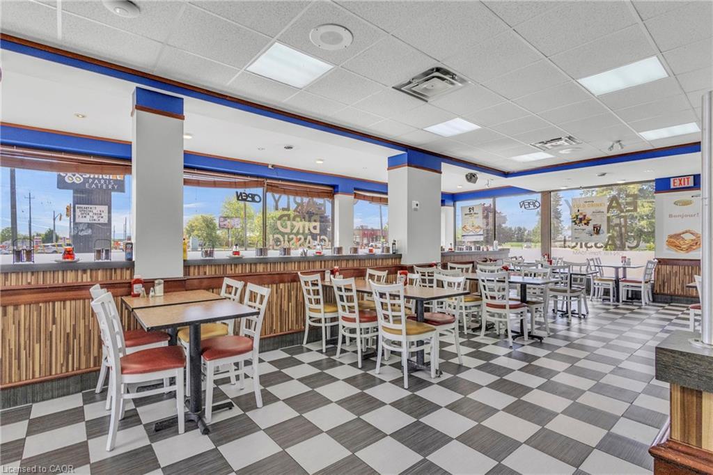 156 Dundas Street E, Paris, ON