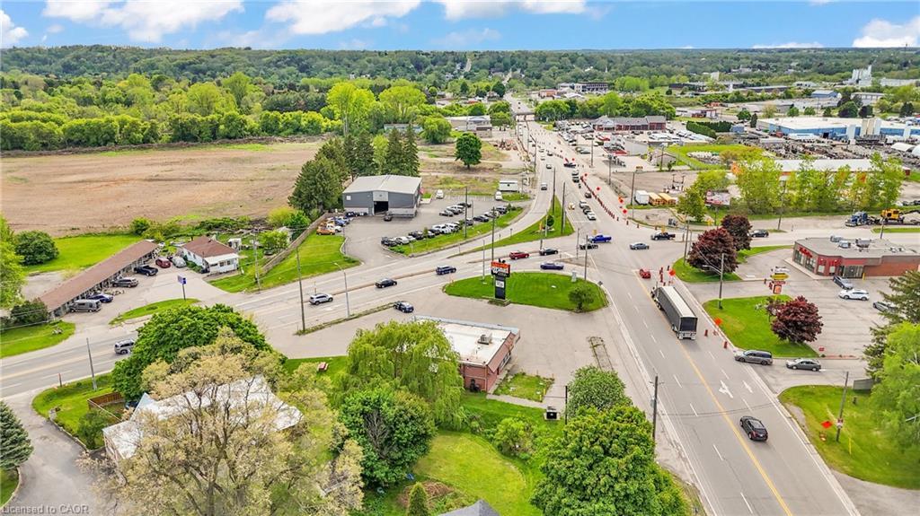 156 Dundas Street E, Paris, ON