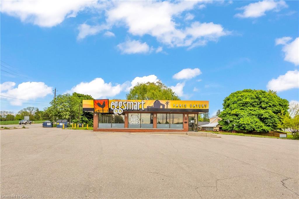 156 Dundas Street E, Paris, ON