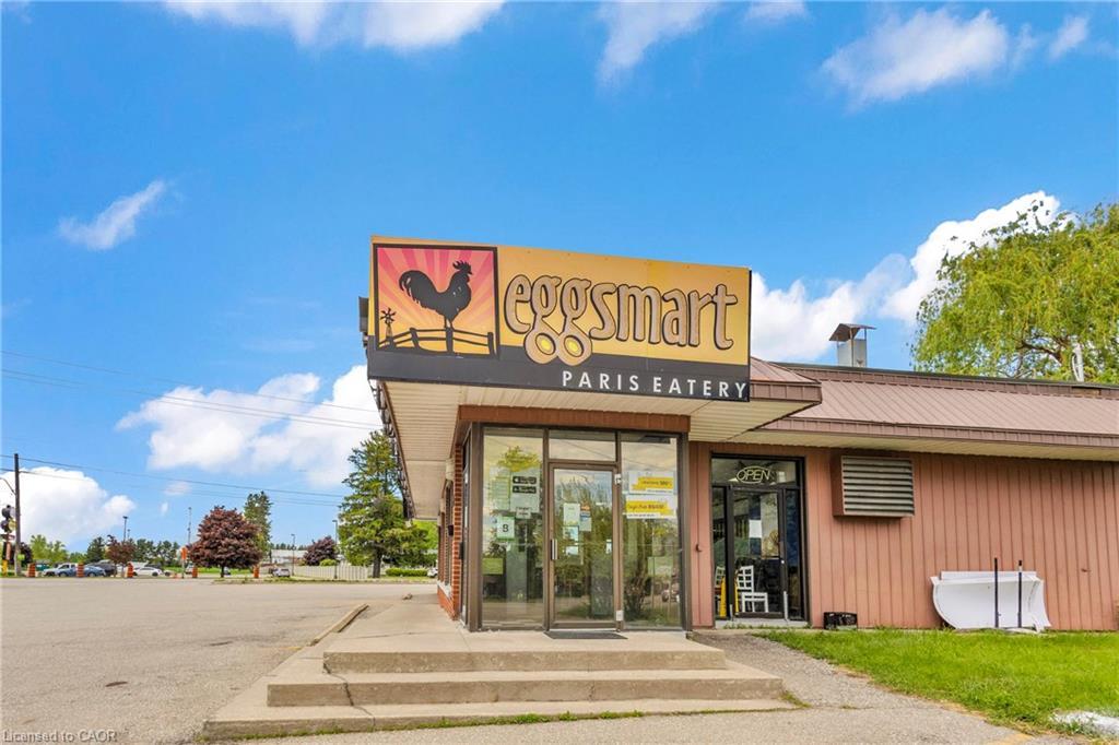 156 Dundas Street E, Paris, ON