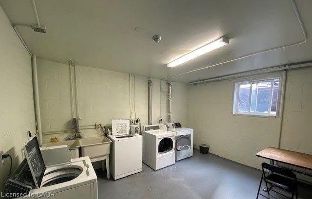 4-10 Main Street, Halton, ON - Indoor Photo Showing Laundry Room
