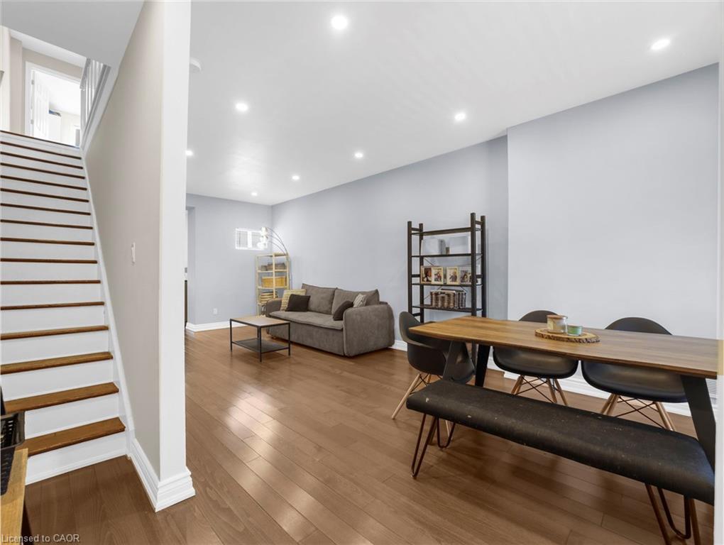 114 Burton Street, Hamilton, ON - Indoor