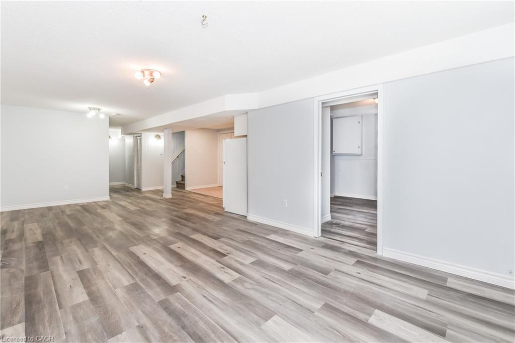 Lower-128 Carlyle Drive, Kitchener, ON - Indoor Photo Showing Other Room