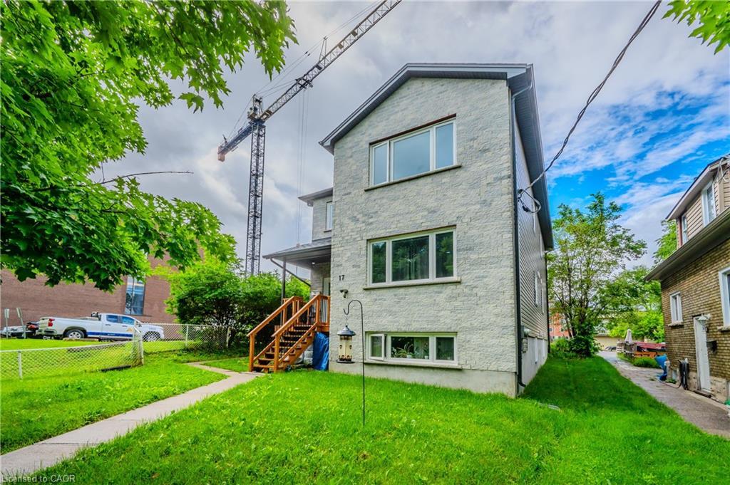 3-17 Mary Street, Kitchener, ON - Outdoor