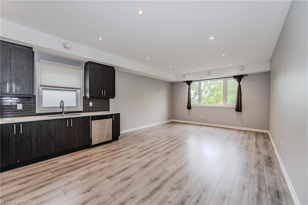 3-17 Mary Street, Kitchener, ON - Indoor Photo Showing Kitchen With Double Sink