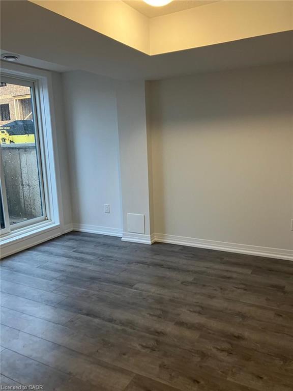 103-6705 Cropp Street, Niagara Falls, ON - Indoor Photo Showing Other Room