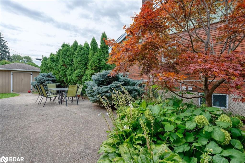 16 Wildewood Avenue, Hamilton, ON - Outdoor