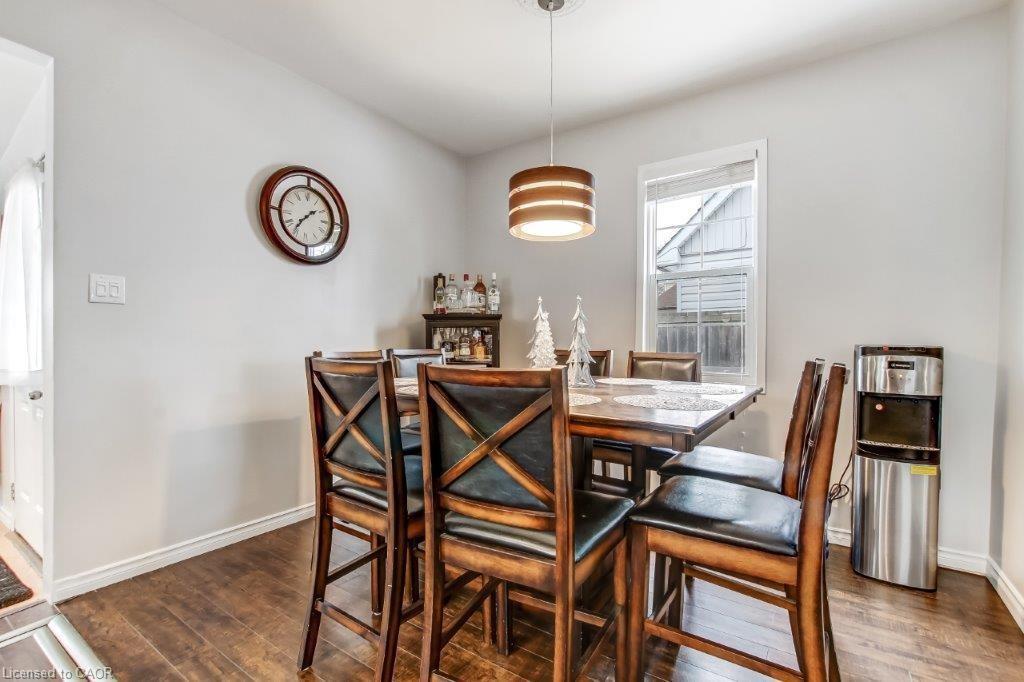 16 King Lane, Simcoe, ON - Indoor Photo Showing Dining Room