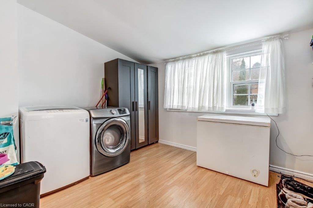 16 King Lane, Simcoe, ON - Indoor Photo Showing Laundry Room