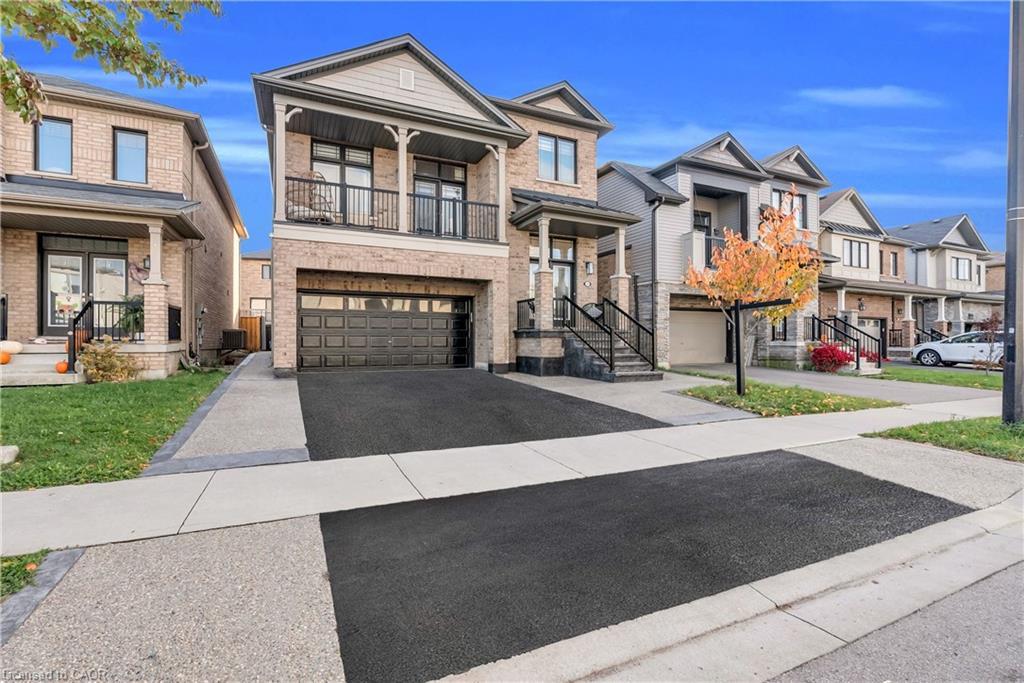 35 Bedrock Drive, Stoney Creek, ON - Outdoor With Balcony With Facade