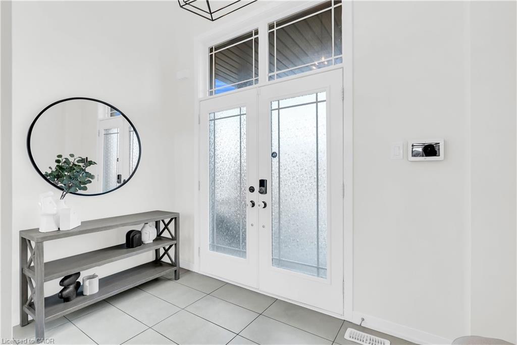 35 Bedrock Drive, Stoney Creek, ON - Indoor Photo Showing Other Room