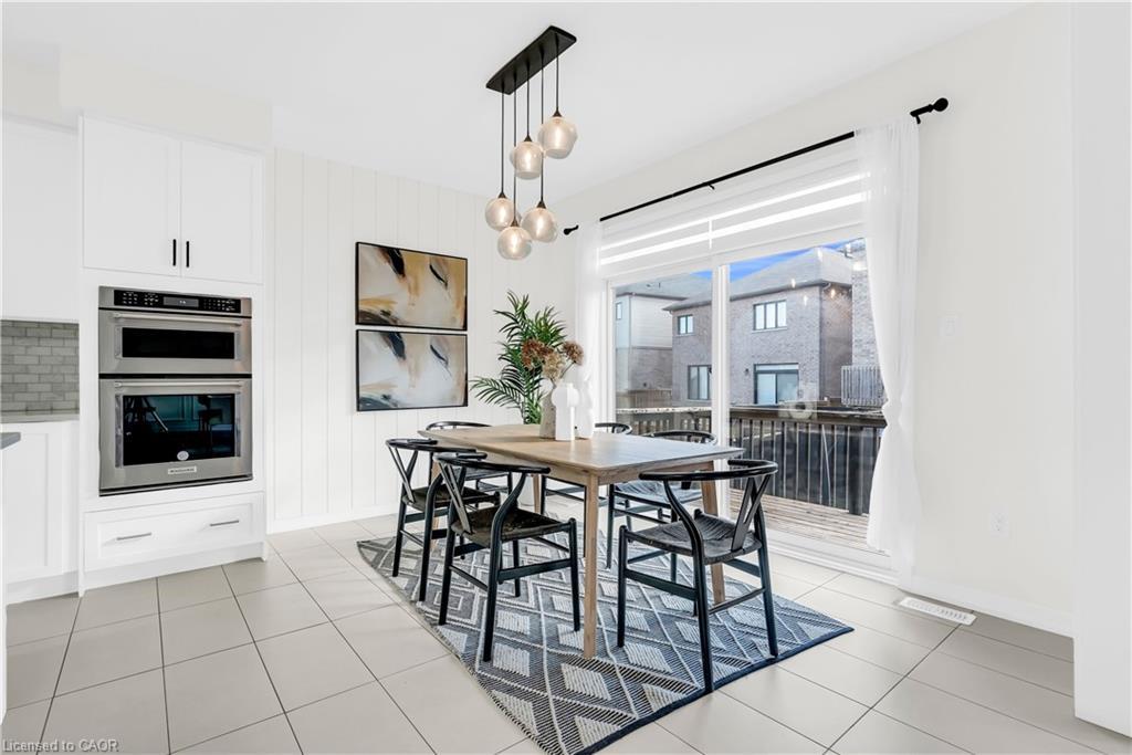 35 Bedrock Drive, Stoney Creek, ON - Indoor