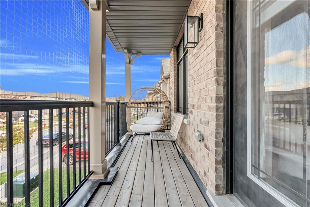 35 Bedrock Drive, Stoney Creek, ON - Outdoor With Balcony With Exterior