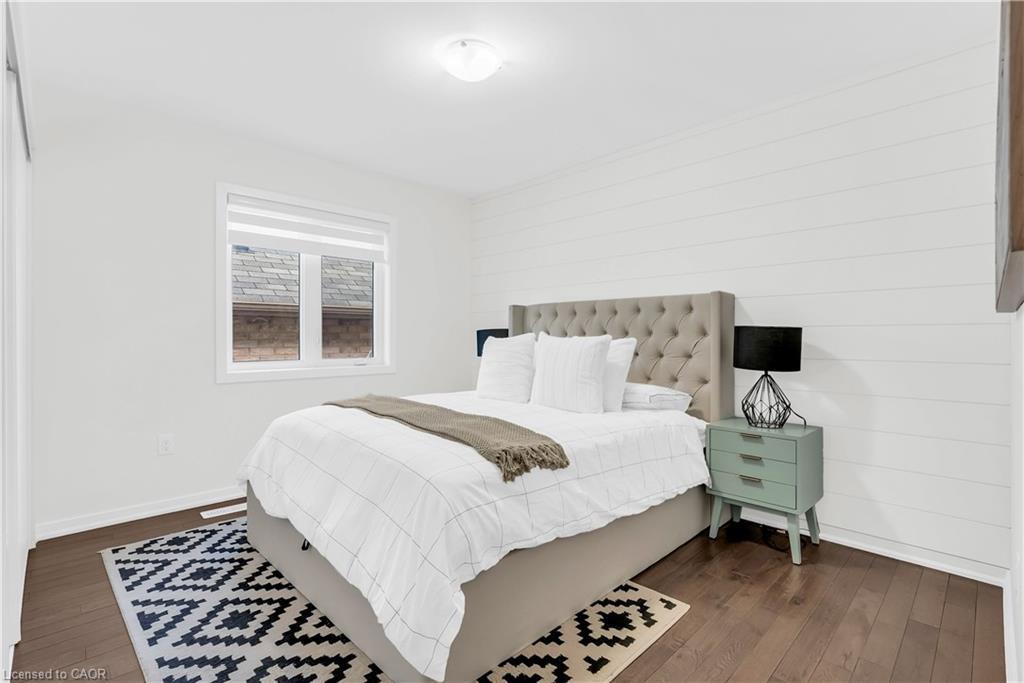35 Bedrock Drive, Stoney Creek, ON - Indoor Photo Showing Bedroom