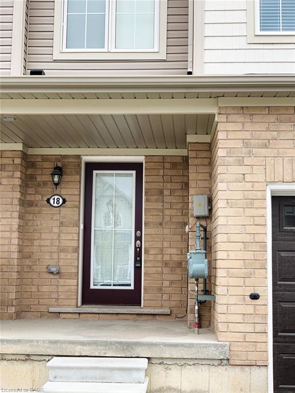 18 Longboat Run W, Brantford, ON - Outdoor With Exterior