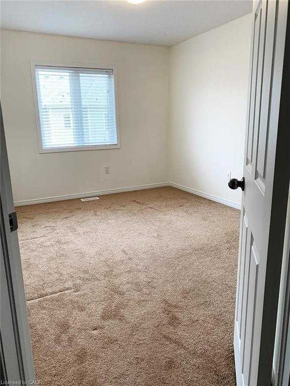 18 Longboat Run W, Brantford, ON - Indoor Photo Showing Other Room