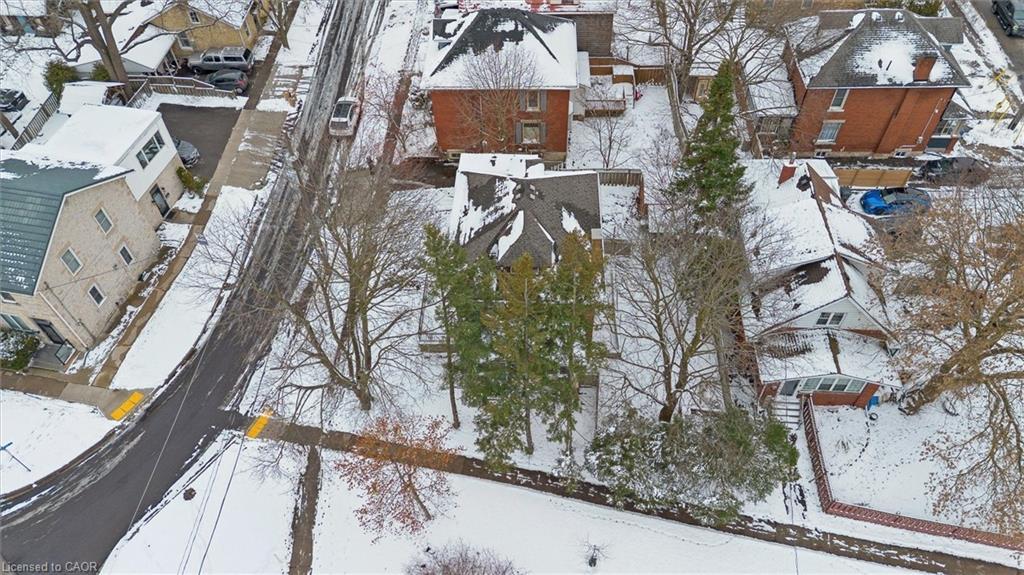 240 Paisley Street, Guelph, ON - Outdoor