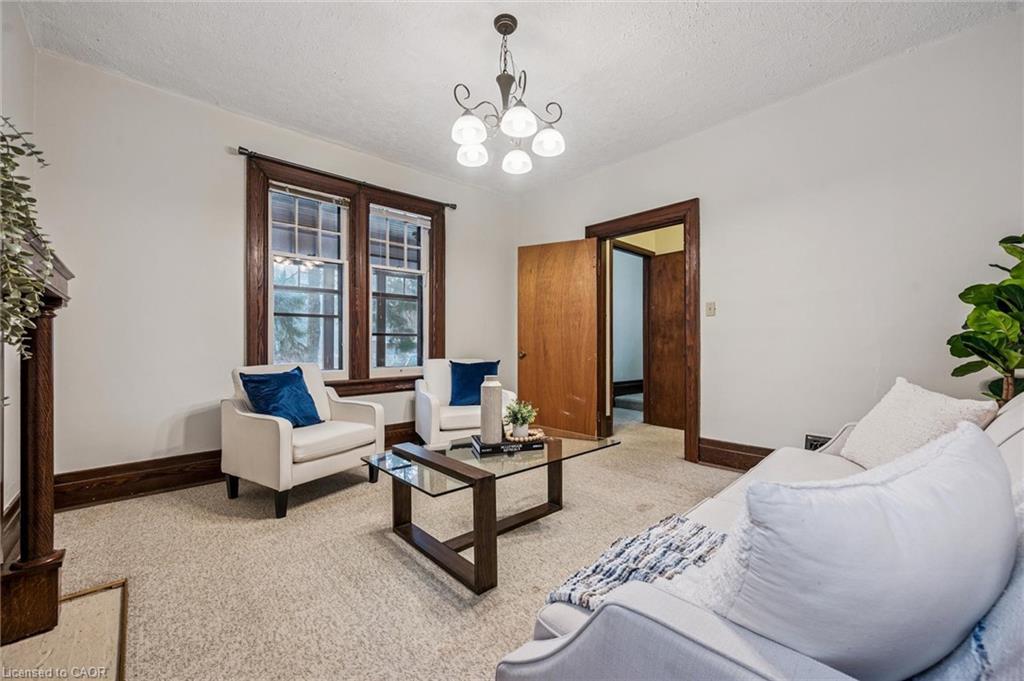 240 Paisley Street, Guelph, ON - Indoor Photo Showing Bedroom